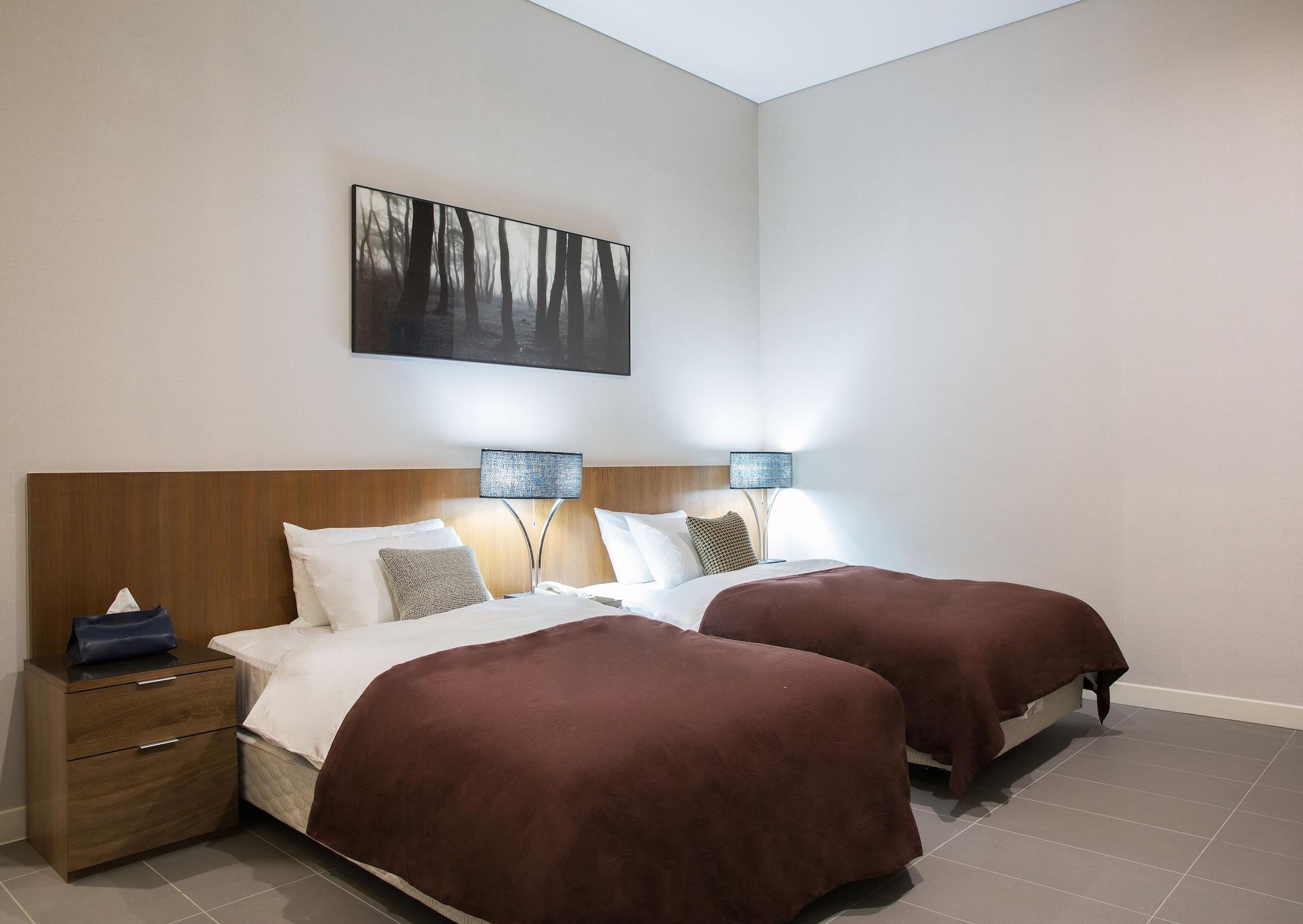 Hotel Mate Bundang Соннам Экстерьер фото